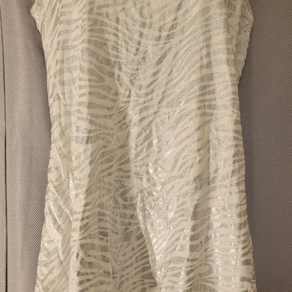 Tanktop - Picture 2 of 2